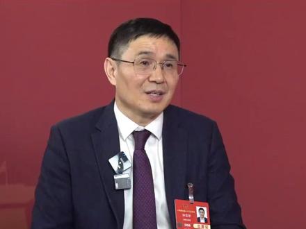 光伏行业“去银化”提速!钟宝申代表:贱金属替代方案已成熟。(何沛苁 赵卫华 李忠明)