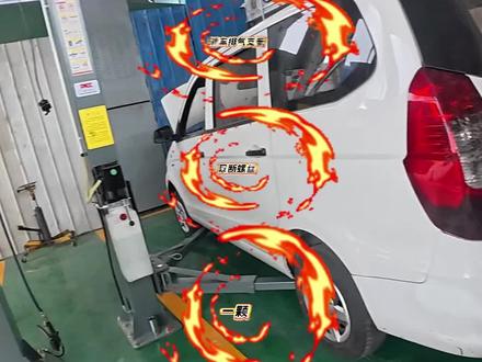 第一视角带您沉浸式体验观看重庆邵水箱取小车排气支管断螺丝一颗,全程无死角技术分享与讲解,视频制作不易,如果觉得分享的对您有用,您的点赞与关注就是主播每天更新的核心动力,谢谢,视频里面使用的取出器和六角含钴钻头在下方左下角小黄车可以直接拍#专业取断螺丝 #我要上热门 #汽修 @DOU+小助手 #抖音小助手 #上热门🔥