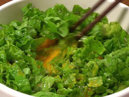 #减脂餐 这个生菜鸡蛋饼一定不能少!#吃瘦不饿瘦 #减脂期 不知道怎么吃可以跟着我一起吃