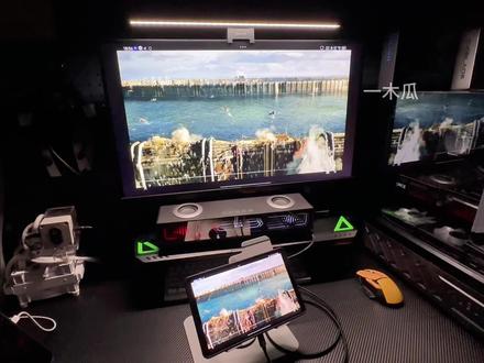 不需要拓展坞,只用这一条线,手机、平板也能投屏在电脑显示器或者是电视机上,真正做到高清无延迟,而且还是画音同步,平时用来追剧、看电影、办公演示,只需要这根线就能完成#手机投屏 #平板投屏 #游戏外设 #投屏线 #高清投屏神器