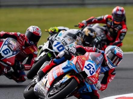WSBK 阿拉贡站第二回合正赛总结:中游发车顽强抢分,德比斯稳守第八收官西班牙分站
#wsbk #wsbk阿拉贡站 #张雪机车 #瓦伦丁德比斯 #张雪wsbk @张雪机车 @瓦伦丁·德比斯