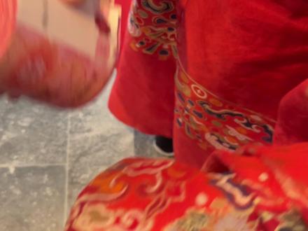 2026的浪漫,是情人节撞上新年快乐呀💖 明天情人节,宝,我不送花,只送你:有钱、有运、有人爱#我想要的只是你在我身边#情人节#洛邑古城财神