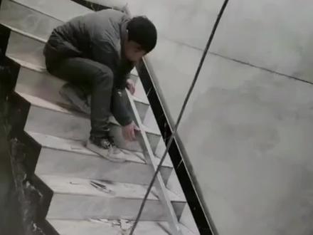 #陶一陶水平仪 铺楼梯打斜线做斜坡#高性能实用工具 #五金工具 #水平仪 #瓦工铺贴瓷砖