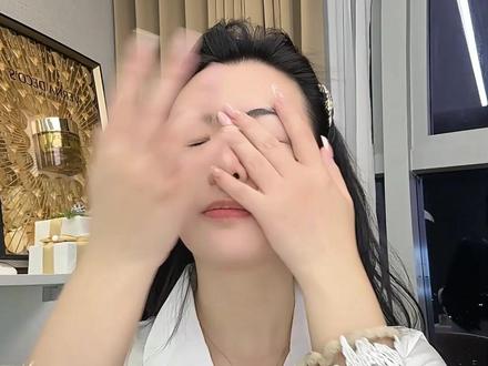 哪个小朋友还不会涂面霜! 维娜氏银肽霜【33.1%高浓度玻色因】就该这样用~快进来学!#德国维娜氏 #玻色因面霜 #护肤分享