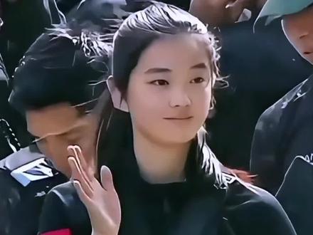 场下柔美 场上英姿飒爽 中国特警女狙击手太帅了!#中国警察扬威国际赛场 #特警世界杯的中国荣耀