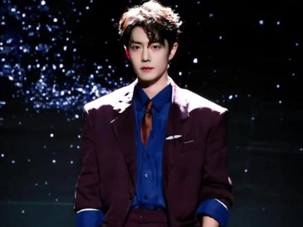 肖战完全无妄之灾了 #肖战 #座位 #红毯 #明星