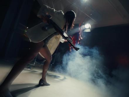 马上大扫除了,你们遇到双马尾了吗#转场 #挥扫帚专场 #反差 #过年大扫除