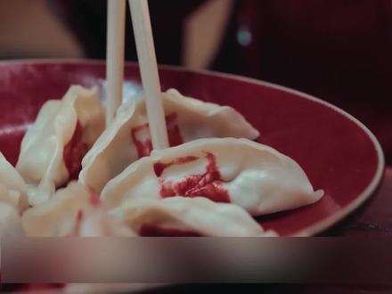 如花似玉的新娘本应受到众人的祝福,不料当晚却遭羞辱..... #饺子迷踪 #抖音短剧新番计划 #因为一个片段看了整部剧 #热门 #抖音短剧