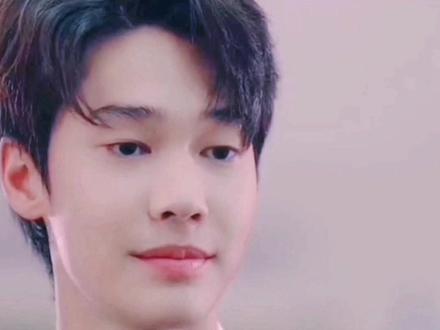 #泰版流星花园 的演员高颜值、高学历、富二代。然后抽空出来拍个戏。#dew #tu #win #prim #nani