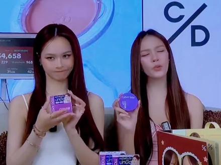 Ceo单身发言引发家庭危机,腹黑女大极限推拉。🦌🐬
#危险女王#TkNur#泰百