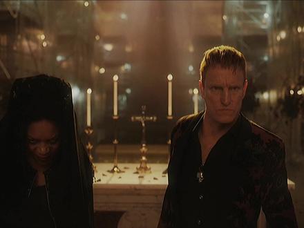 毒液2(一)@毒液2屠杀的开始 #毒液VS红色共生体屠杀