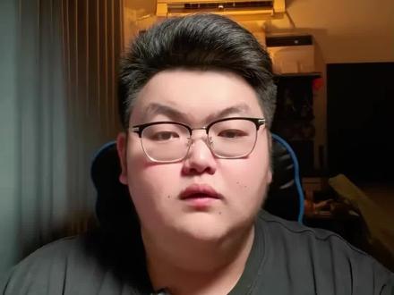 鸿蒙智行智界V9配置推荐 鸿蒙智行智界V9四个版本怎么选才不踩坑?#鸿蒙智行 #智界 #智界V9
