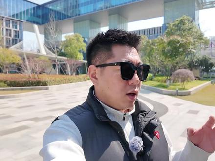 高架桥可以“放手”不管!岚图泰山Ultra的L3自动驾驶实际表现如何?#汽车 #有驾报道 #岚图泰山 #dou是好车