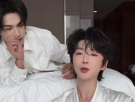 1.22下午双人直播,高大勇痛失艺名#郝熠然 #云旗Yunqi #双人直播 #下午两点 #互为对方名字