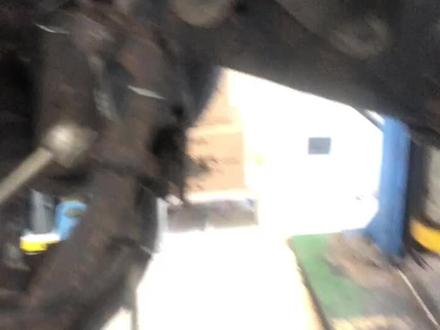 更换江铃域虎上支臂#汽车保养与维修 #汽修人 #汽车维修养护