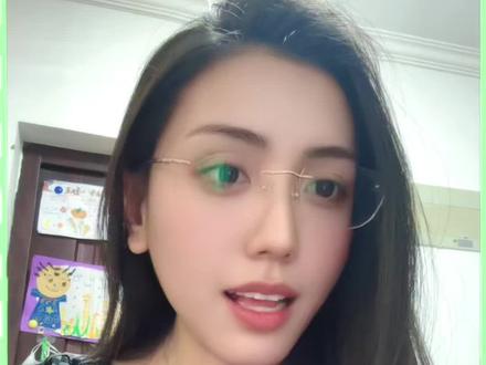 全网爆火的“养龙虾”到底是个啥?为啥现在人人都在玩?
就是那个叫OpenClaw的AI,能帮你自动整理文件、发拜年信息,连搭网站都能行!
猎豹CEO都在用它干活,真有这么神?看完你就懂了!
#养龙虾 #OpenClaw #AI打工人 #效率神器 #AI智能体