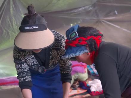 你们会不会好奇,牧民不卖牦牛那收益从哪儿来?今天这个视频就来告诉你们。#草原美食 #牧区生活 #生活 #藏族姑娘