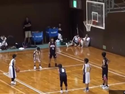 电视剧都演不出来的反绝杀剧本!小学生0.02秒反绝杀太刺激了#绝杀 #dou来nba #小学生 #那年年少