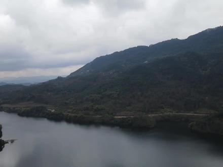 重庆铜梁巴岳山天灯石,下雨天打卡真遗憾,3元门票倒是很便宜。 #景点打卡 #旅行 #旅行推荐官