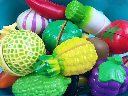 儿童最爱的水果和蔬菜玩具,一起来跟亲子姐姐玩切切乐