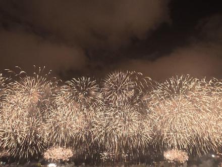 广东汕头的烟花秀,大家沉浸式体验一下,我从下午站了几个小时的第一排视野,祝所有人2026马到成功🏅#烟花盛宴 #广东 #汕头 #烟花🎆 #向烟花许个愿
