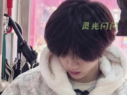 谁能把我瞬间投放到巫溪啊!#李煜东 #偶遇 #路人视角 #巫溪 #过年