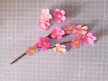 手工纸艺梅花教程,做法很简单,您也可以学会