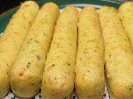 自己做的火腿肠最好吃,安全健康又放心,再也不担心吃到添加剂了,对宝宝的爱藏进他的食物里,让宝宝健康成长#火腿肠