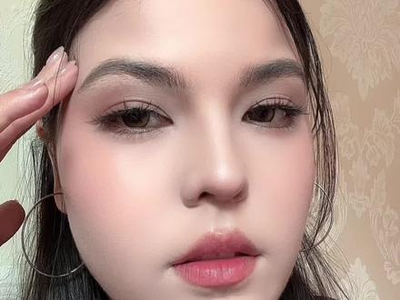 谁能想到这么不起眼的一个小样能那么好用#化妆#内容真实#涨知识了