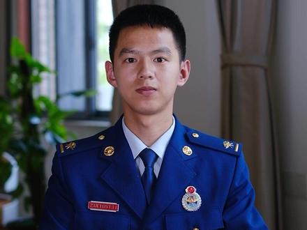 #蓝朋友的快问快答 救生气垫是否有用?招聘专职消防员有什么要求?还有女粉丝想要问的分不分配蓝朋友呢?#蓝朋友