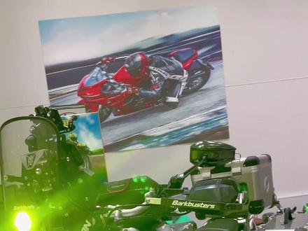 老婆你听我解释 这车就改了个手机支架~#改装 #机车 #dou在玩机车