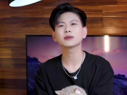 说真的各位,奶盖也不容易,互相放过吧好不好。我已经逐渐无法直视我们家猫了!#小李的快乐时光 #小猫咪能有什么坏心眼