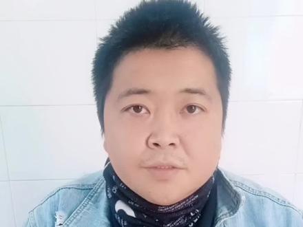 建设银行ETC网上申请办理流程:
1,抖音搜索易高速进入小程序,点击ETC免费线上办理,进入建行ETC办理页面。
2,准备好车主身份证正面和反面的照片,车辆行驶证正本和副页,建设银行储蓄卡或者信用卡,可以是车主本人的卡也可以绑定其他人的卡扣费。
3,填写上传车辆资料,车主资料。现场拍摄一张车辆车头带牌照的照片。最后绑定用作高速通用扣费的建行银行卡。
4,填写邮寄地址,办理当天审核通过后顺丰快递会免费邮寄到家,一般岁1到3天就到了。
5,收到ETC设备后根据安装视频自行安装到后视镜背后的挡风玻璃上,插卡激活后就可以正常使用了。
建设银行ETC办理的整个流程都是免费的,不需要花一分钱,ETC设备,邮寄都是不要钱的,也不需要预存。
大家可以根据我说的方法放心的申请并使用建设银行ETC。#创作灵感 #建设银行etc #etc办理