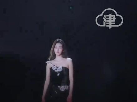 王者荣耀官宣白鹿为品牌代言人 白鹿曾晒出“貂蝉29杀”战绩,粉丝狂喜 呼吁推出定制语音包,资深玩家身份让合作充满“双向奔赴”的期待#王者荣耀 #白鹿 #王者