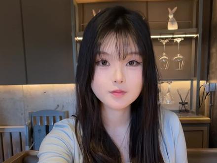 完了 好不容易有人愿意跟我相 还被她搅黄了 #发小 #纹身女孩 #东北女孩