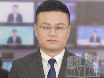 海底捞送黄金小马挂件?客服回应:黄金含量极少 新年限定 你领到了吗#海底捞送黄金小马挂件