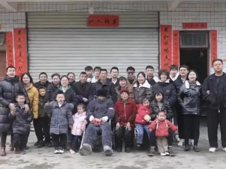 一家子就要整整齐齐#白菜对我笑舞蹈挑战