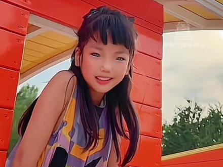 6月14日(采访)北京。8岁女孩患罕见病眼睛变蓝,出生起就听不见声音,用人工耳蜗,“我超爱自己亮晶晶的蓝眼睛”,网友:她眼睛里像装着星辰大海 #北京dou知道 #罕见病 #天使宝宝