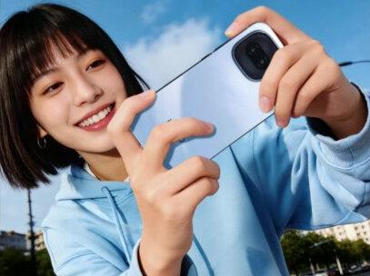 中端机还卷得动吗? 一分钟看iQOO Z11 Turbo #iQOOZ11Turbo #全球智能手机Top5国产占三席