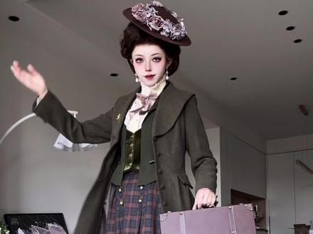 裙褶里的诗篇🕊️全系列测评来啦!上篇 表面家还是太权威了,不愧是21年老店!
本视频为老婆们测评的是OP型,一共有三个颜色,都好喜欢好难抉择呀
想看分体的老婆可以蹲蹲下一个视频嘿嘿
#lolita #lo裙 #lo裙安利 #复古穿搭 #维多利亚风