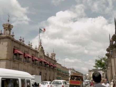 特朗普施压奏效,墨西哥对华加征50%关税,辛鲍姆:不是因为美 #零基础看懂全球 #硬核深度计划 #特朗普 #墨西哥