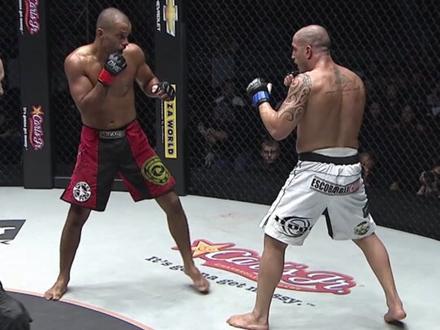 无从下手!遇到这样的防守谁能不迷糊?#ONE冠军赛 #格斗