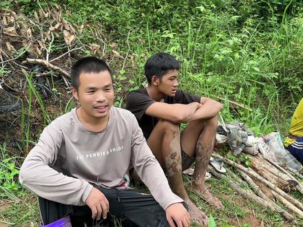中国女婿帮忙小姑家犁地,全家看呆了万万没想到你这么厉害