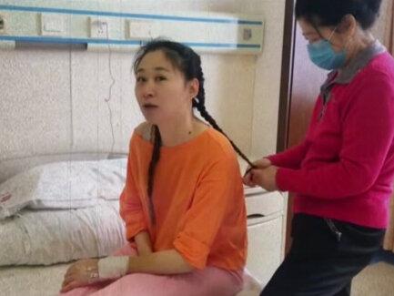 本是清汤无盐面,泪落碗中万般咸@小马的白日梦#感动瞬间#爱你老妈