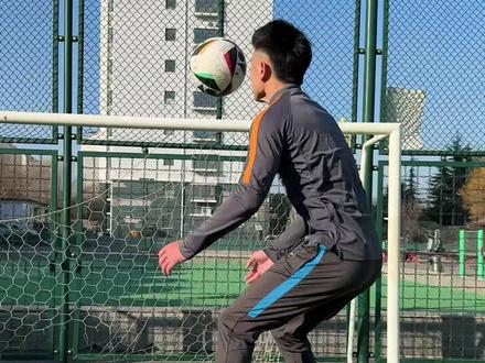 看完轻松解决你的踢球烦恼#dou来踢球