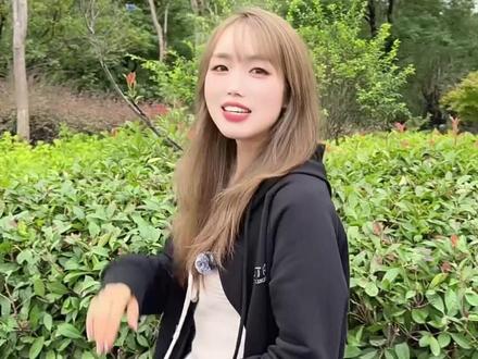 乖乖女的反差#乖乖女 #反差 #单身