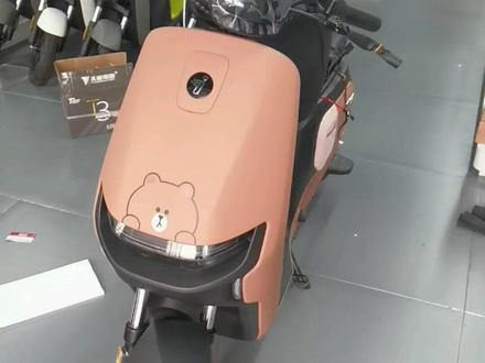 九号联名款布朗熊 F35 实测续航可行驶90公里左右,三重定位防盗防偷,无钥匙感应解锁,nfc刷卡解锁,密码解锁,远程解锁等智能电动车#九号智能电动车 #骑妙出行一起九号 #同城热门 #新国标电动车 #新生代新选择