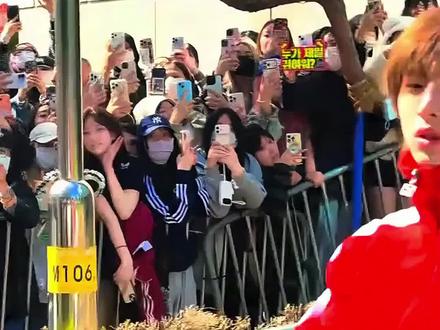 #金主训是坏男孩我也认了 金主训究竟要毁了多少好女孩才肯罢休!#金主训 #金主训juhoon #cortis #校庆