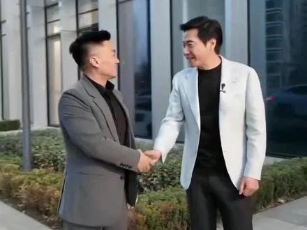 新阿维塔12预售正式开启 今晚18:00见! #新阿维塔12 开进了 #小米SU7发布会