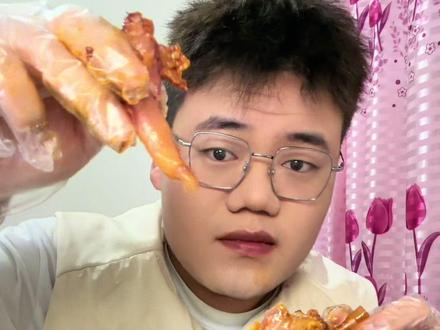 今天吃可乐鸡翅和肘子#可乐鸡翅 #原创视频 #美食分享 #大口吃肉的感觉真好